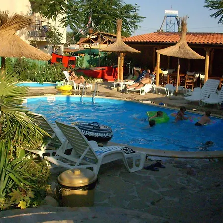 Hotel Family Tropicana 2*