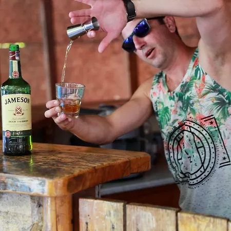 Family Tropicana Szálloda Ravda