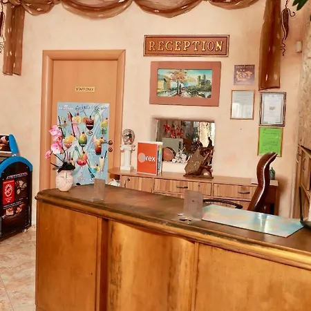 Family Tropicana Szálloda 2*