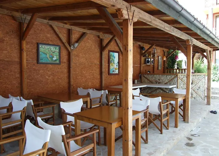 ホテル Family Tropicana ラヴダ